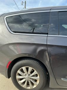 Top Benefits of Choosing Paintless Dent Repair in Sanford, FL